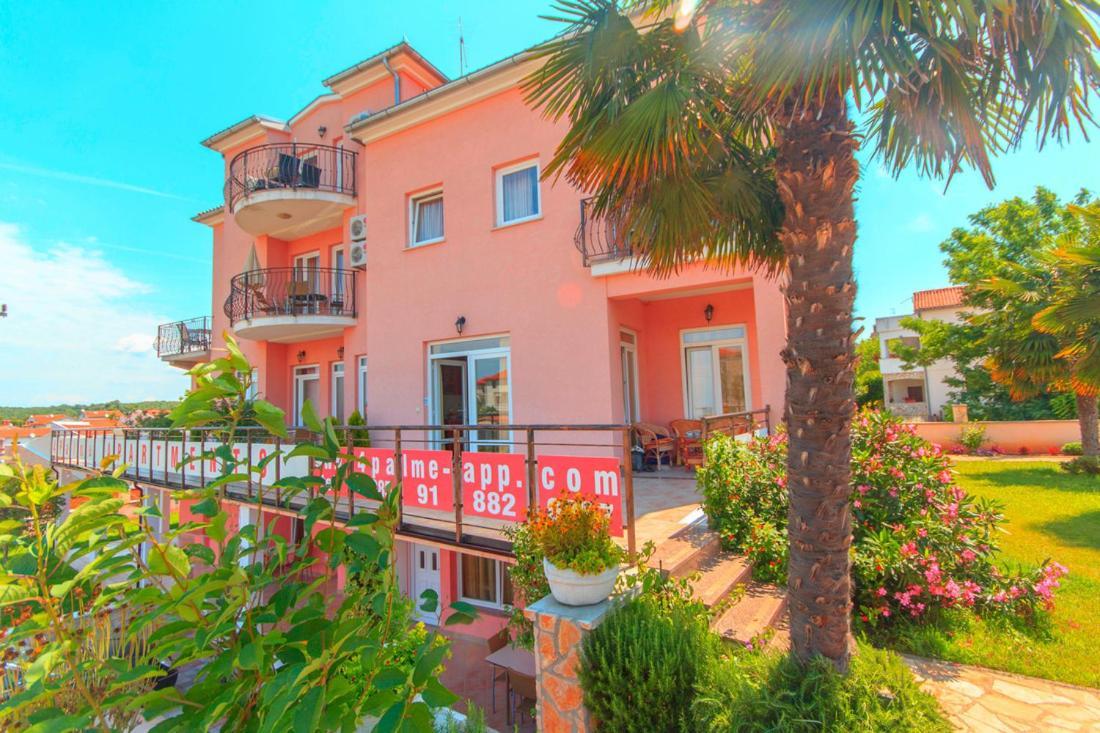 4 Palme Apartments A Фунтана Экстерьер фото